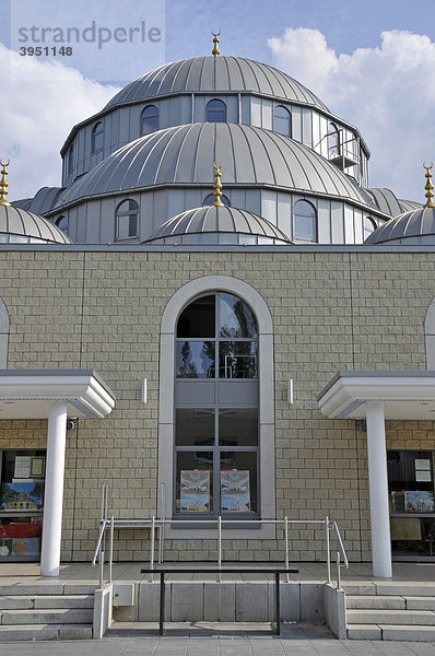 Ditib-Merkez-Moschee  größte Moschee in Deutschland  Duisburg-Marxloh  Nordrhein-Westfalen  Deutschland  Europa