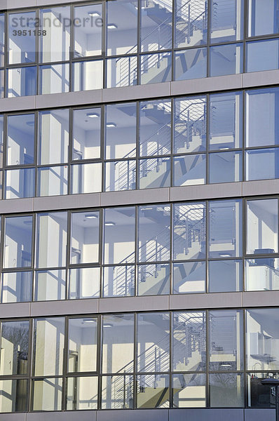 Bürogebäude RheinauArtOffice im Rheinauhafen  Microsoft  Köln  Nordrhein-Westfalen  Deutschland  Europa