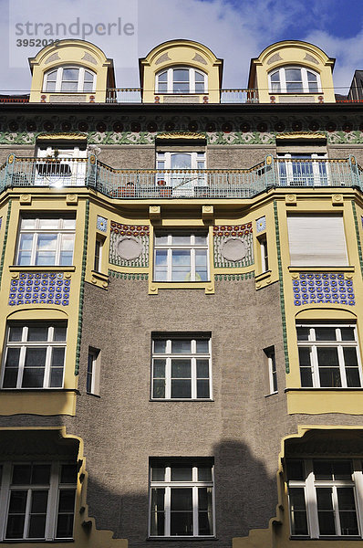 Jugendstilfassade  Adalbertstraße  Maxvorstadt  München  Bayern  Deutschland  Europa