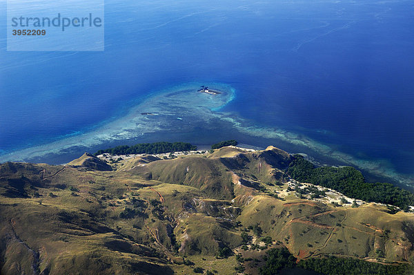 Vulkaninsel  Flug von Denpasar  Bali  nach Flores  Indonesien  Südostasien