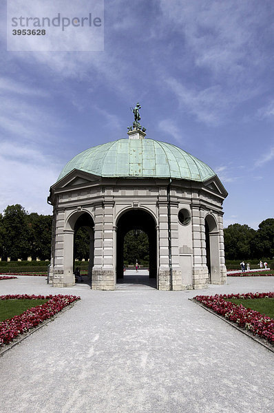 Dianatempel im Hofgarten in München  Bayern  Deutschland  Europa