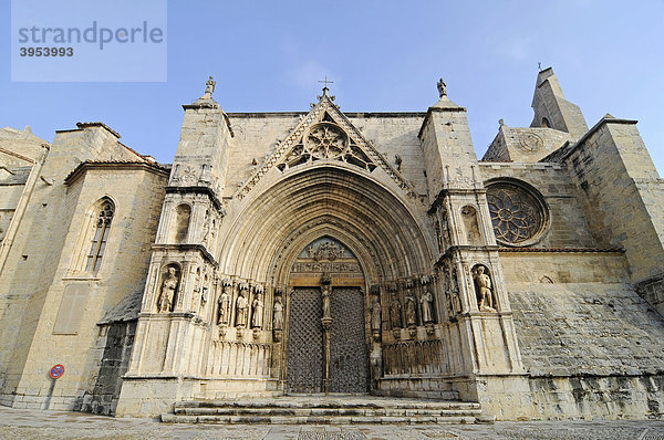 Portal  Iglesia Arciprestal de Santa Maria la Mayor  Kirche  Basilika  Morella  Castellon  Valencia  Spanien  Europa