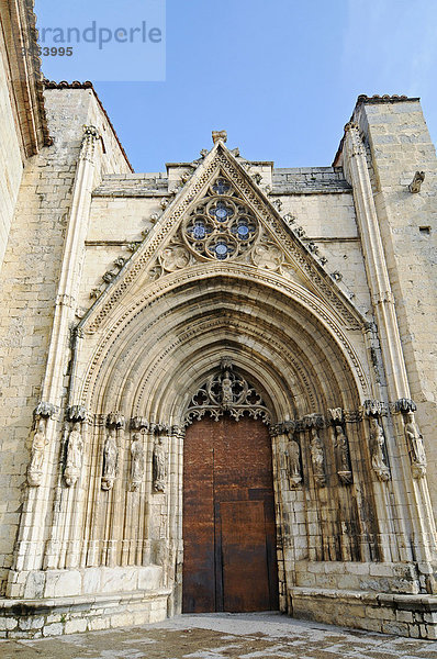 Portal  Iglesia Arciprestal de Santa Maria la Mayor  Kirche  Basilika  Morella  Castellon  Valencia  Spanien  Europa