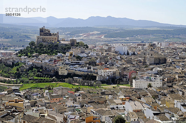 Stadtübersicht  Burg  Berg  Caravaca de la Cruz  heilige Stadt  Murcia  Spanien  Europa