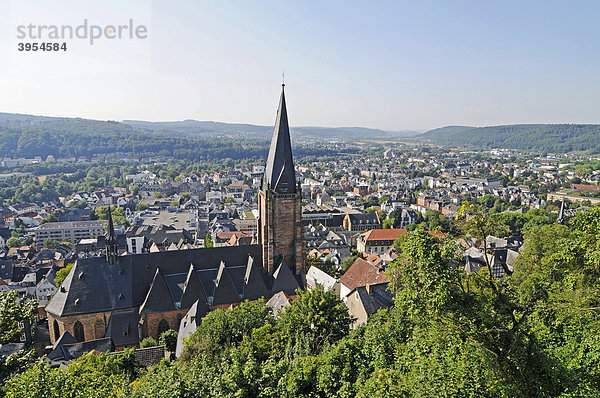 Stadtübersicht  Pfarrkirche St Marien  Lahntal  Landschaft  Marburg  Hessen  Deutschland  Europa