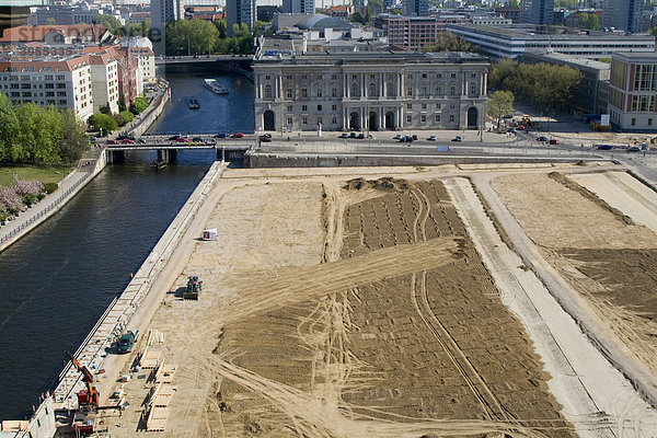 Gelände des abgerissenen Palast der Republik  Berlin  Deutschland  Europa