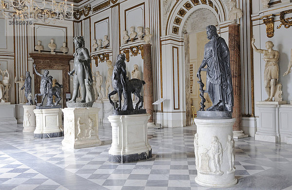 Verschiedene Statuen  Skulpturen  Kapitolinische Museen  Rom  Italien  Europa