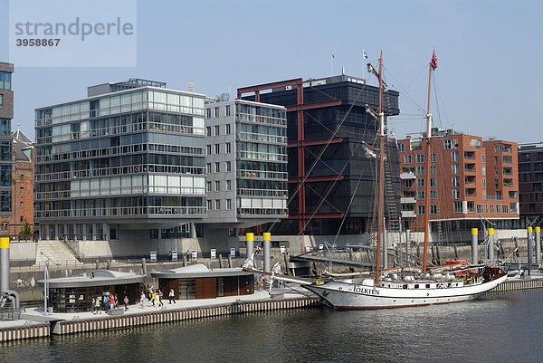 Der Traditionsschiffhafen in der HafenCity von Hamburg  Deutschland  Europa