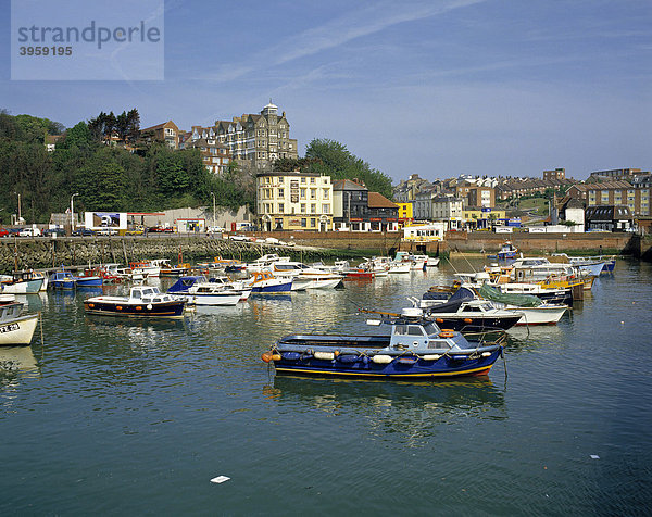 Hafen von Folkestone  Kent  England  Großbritannien  Europa