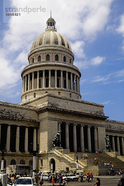 El Capitolio  Kapitol-Gebäude  Havanna  Kuba