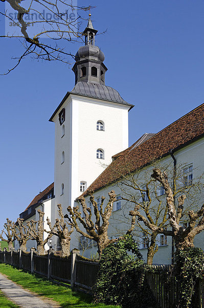 Torturm  Benediktinerabtei Michaelbeuern  Salzburger Land  Österreich  Europa