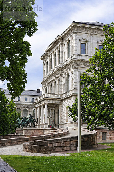 Akademie der bildenden Künste  erbaut 1875-1885 von G. von Neureuther  Akademiestraße  München  Oberbayern  Bayern  Deutschland  Europa