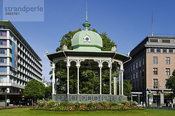 Pavillon am Ne Olle Bulls Platz  Bergen  Norwegen  Europa