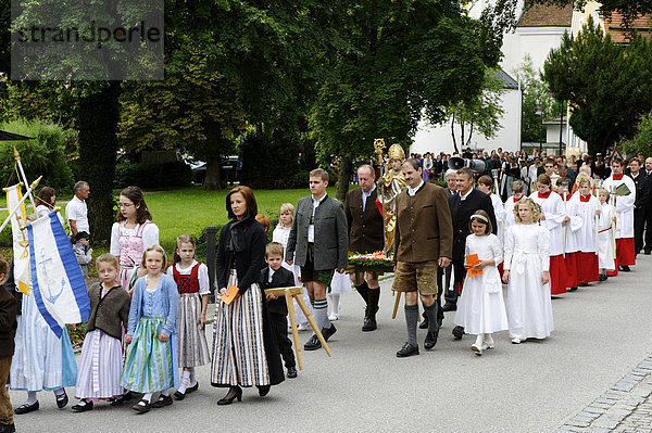 Kiliansfest  Patronatstag  St. Kilian  Bad Heilbrunn  Loisachtal  Tölzer Land  Oberbayern  Deutschland  Europa