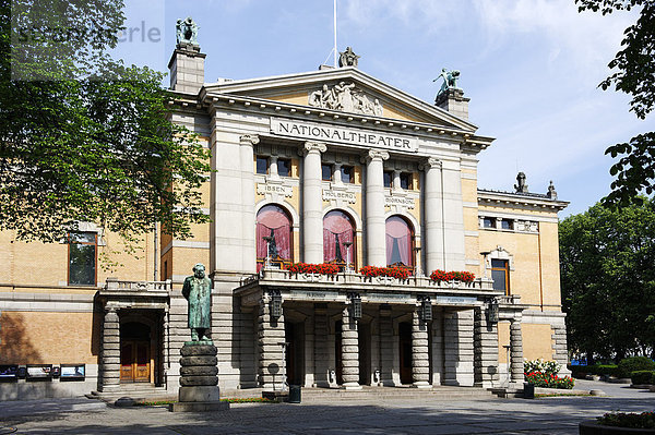 National Theater  Oslo  Norwegen  Skandinavien  Europa