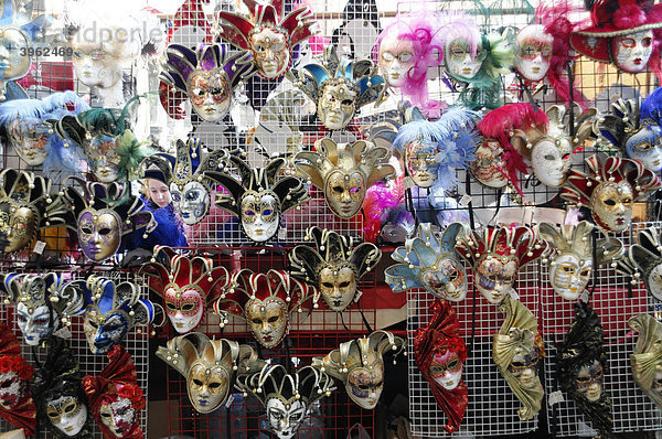 Masken  Verkaufsstand  Carnevale 2009  Carneval in Venedig  Venedig  Venetien  Italien  Europa