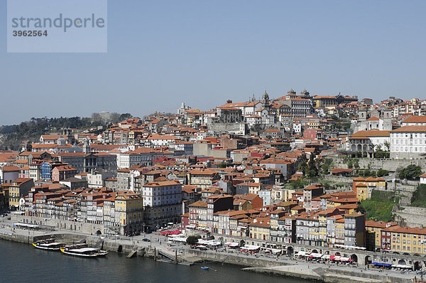Viertel Altstadt Ribeira  Porto  Nordportugal  Portugal  Europa