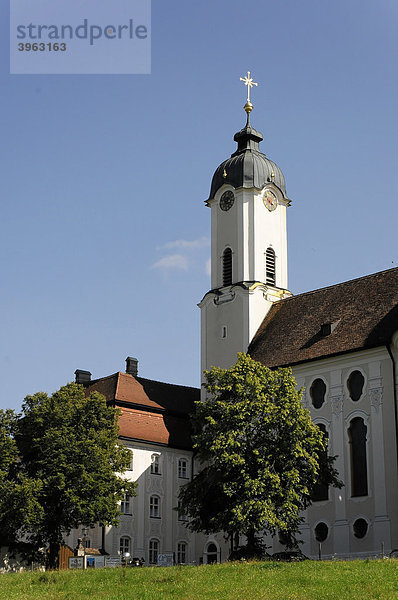Teilaußenansicht  Wieskirche  Steingaden  Allgäu  Bayern  Deutschland  Europa