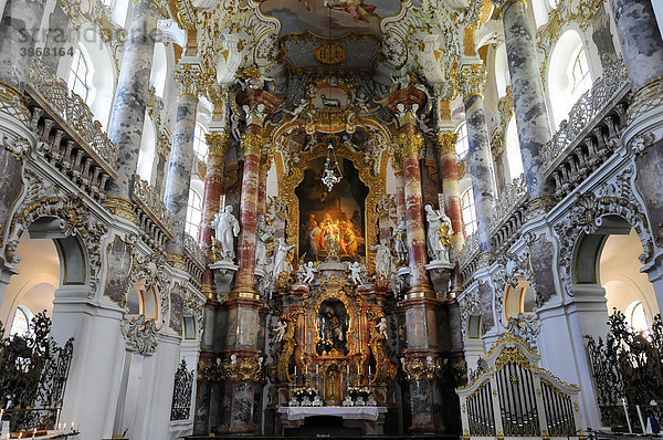 Altarbereich  Wieskirche  Steingaden  Allgäu  Bayern  Deutschland  Europa