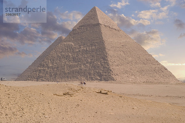 Pyramiden  Gizeh  Ägypten  Afrika