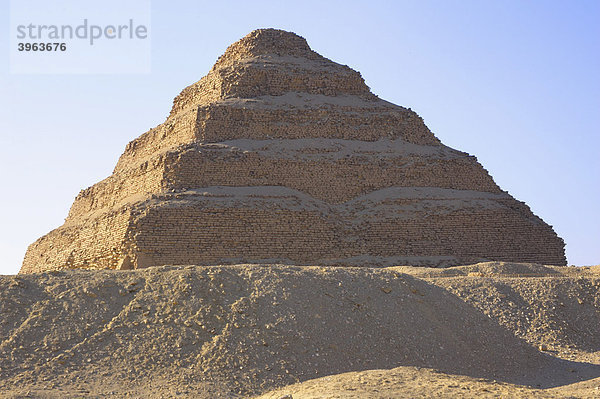 Sakkara Stufenpyramide  Sakkara  Ägypten  Afrika