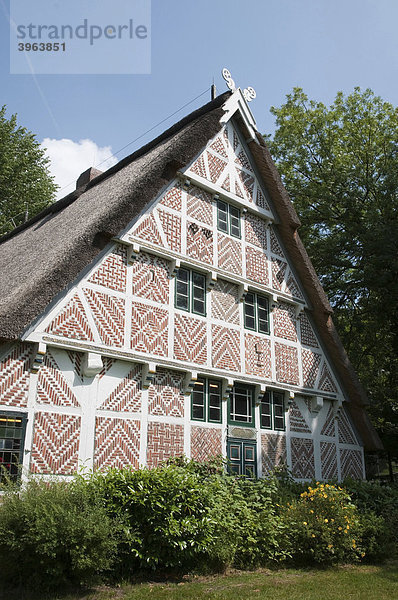 Das Altländer Bauernhaus auf der Insel  Stade  Altes Land  Niedersachsen  Deutschland