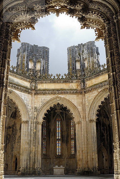 Die unvollendeten Kapellen  Capelas Imperfeitas  im Dominikaner-Kloster Mosteiro de Santa Maria da Vitoria  UNESCO-Welterbe  Batalha  Portugal  Europa