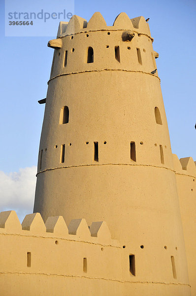 Turm des Al Jahili Forts  Al Ain  Abu Dhabi  Vereinigte Arabische Emirate  Arabien  Orient  Naher Osten