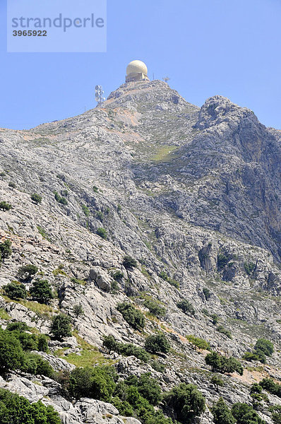 Gipfel des Puig Mayor  1445 Meter  mit Radarstation  höchster Berg Mallorcas  Balearen  Spanien  Europa