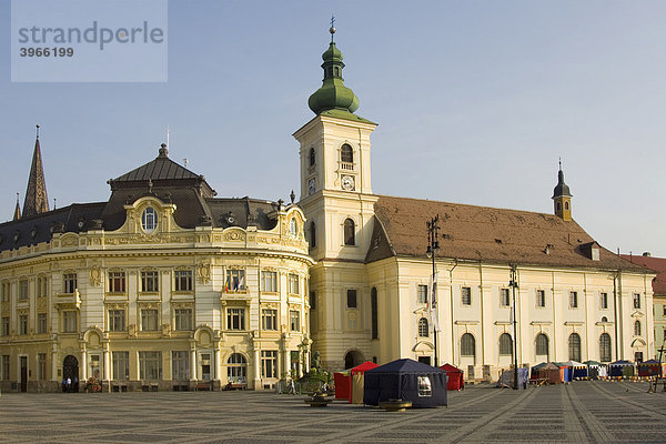 Platz Piata Mare  Rathaus und Jesuitenkirche  Sibiu  Hermannstadt  Transsilvanien  Rumänien