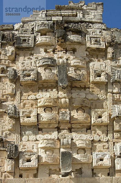 Uxmal  Welterbe der UNESCO  Cuadrangulo de las Monjas  Nonnenviereck  Steinmeißelkunst  Yucatan  Mexiko