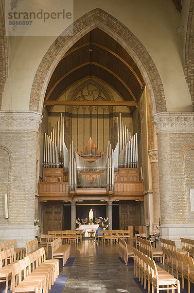 Kirche Onze Lieve Vrouwekerk  Orgel  Nieuwpoort  Belgische Nordseeküste  Belgien