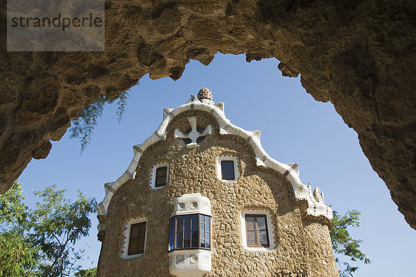 Märchenhafter Pavillon  Park Güell  Architekt Antonio Gaudi  Unesco Weltkulturerbe  Gracia Viertel  Barcelona  Katalonien  Spanien  Europa