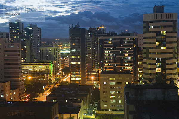 Recife Skyline nachts  Pernambuco Staat  Brasilien  Südamerika