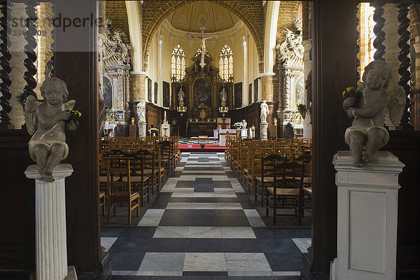 Heilige Katharina Kirche  Innenansicht  Beginenhof von Diest  Unesco Weltkulturerbe  Belgien  Europa