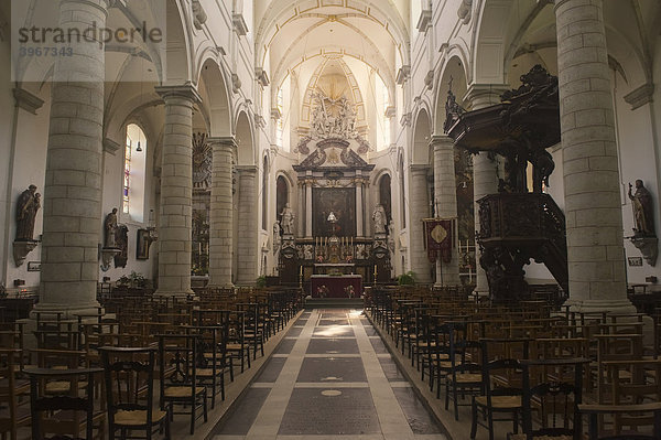 Kirche  Beginenhof von Hoogstraten  Unesco Weltkulturerbe  Belgien  Europa
