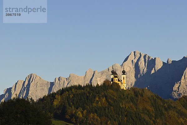 Wallfahrtsirche Frauenberg mit Gesäuse von Ardning  Steiermark  Österreich  Europa