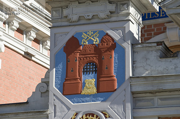 Detail  Wappen an Schwarzhäupterhaus  Riga  Lettland  Baltikum