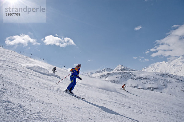 Skifahrerin  Obergurgl  Hochgurgl  Ötztal  Tirol  Österreich
