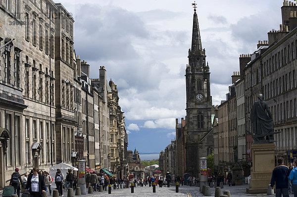Royal Mile  Edinburgh  Schottland  Vereinigtes Königreich  Europa