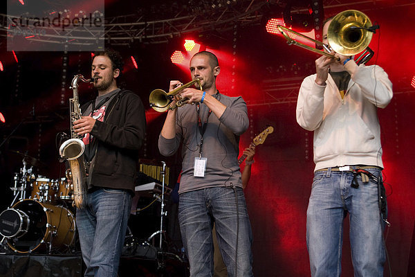 Die Schweizer Band Dodo & The Liberators live beim Openquer in Zell  Schweiz
