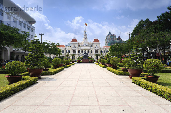 Historisches Rathaus von Saigon  Ho Chi Minh Stadt  Vietnam  Südostasien