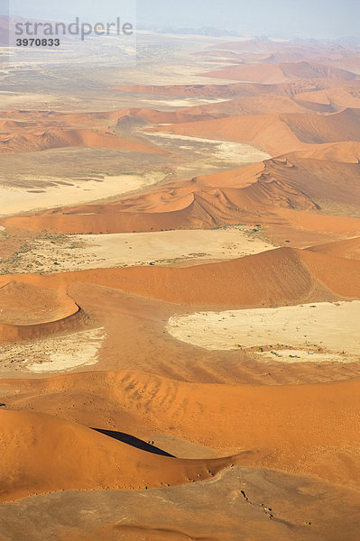 Dünen und Vleis  Flugaufnahme  Namibia  Afrika