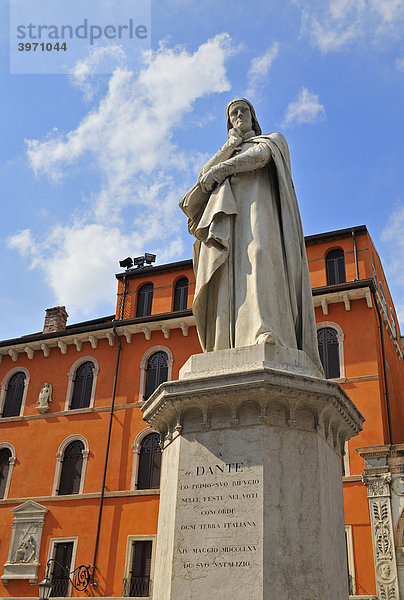 Dante-Denkmal in Verona  Venetien  Italien  Europa