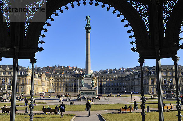 Blick vom Musik-Pavillon auf Schlossplatz und Neues Schloss  Stuttgart  Baden-Württemberg  Deutschland