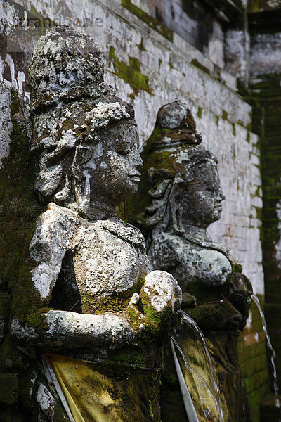 Figuren eines altes Bads  Tempel Goa Gajah  Elefanten Tempel  Bali  Republik Indonesien  Asien