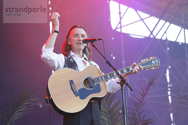 Roger Hodgson  britischer Musiker und Songschreiber  Open Air Festival  Mühldorf am Inn  Bayern  Deutschland