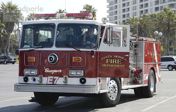 Feuerwehrfahrzeug aus dem Santa Monica Fire Department  Los Angeles  USA