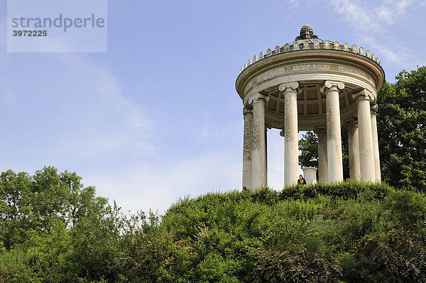 Monopteros im Englischen Garten in München  Oberbayern  Bayern  Deutschland  Europa