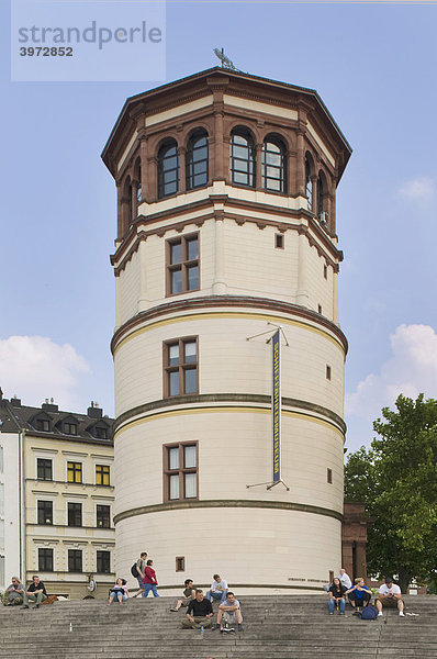 Schlossturm am Burgplatz  Sitz des Schifffahrtmuseums  Düsseldorf  Nordrhein-Westfalen  Deutschland  Europa